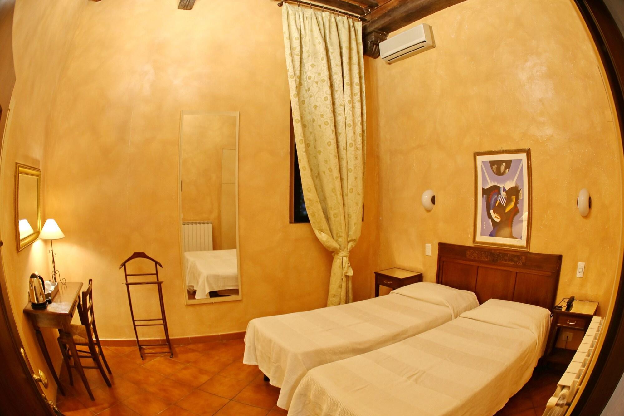 Hotel Italia Cortona Exterior foto