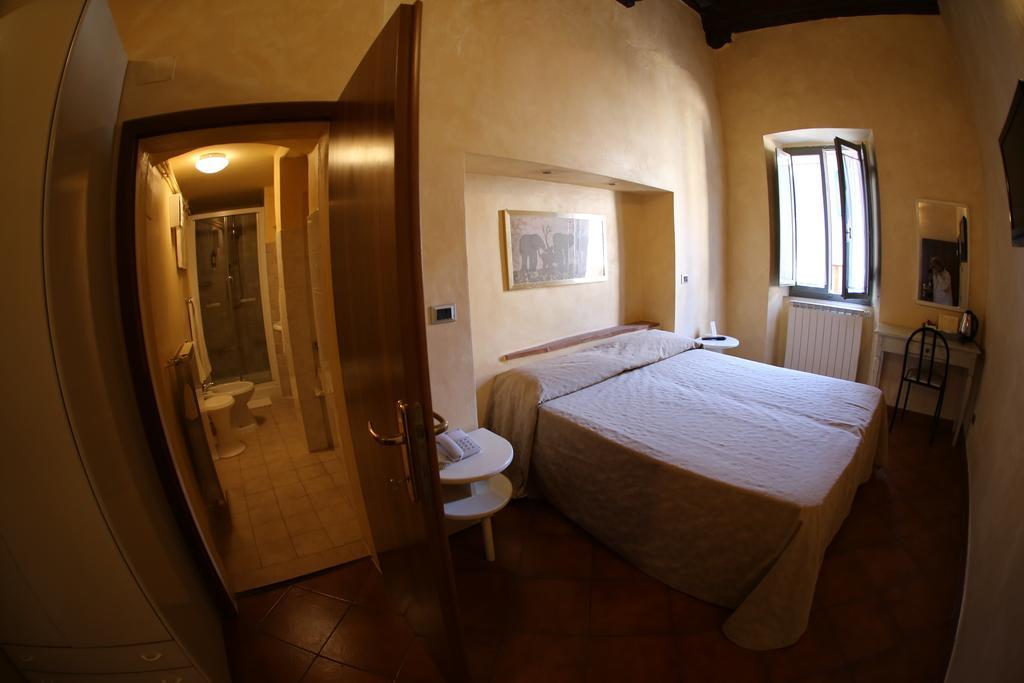 Hotel Italia Cortona Cameră foto